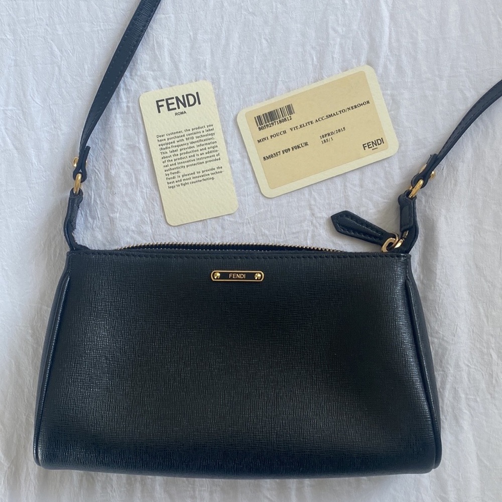 Fendi Crayon Crossbody Pochette Baguette